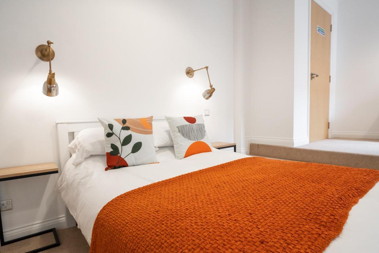 The Amazing Triplex - Centre - Free Parking Apartment *